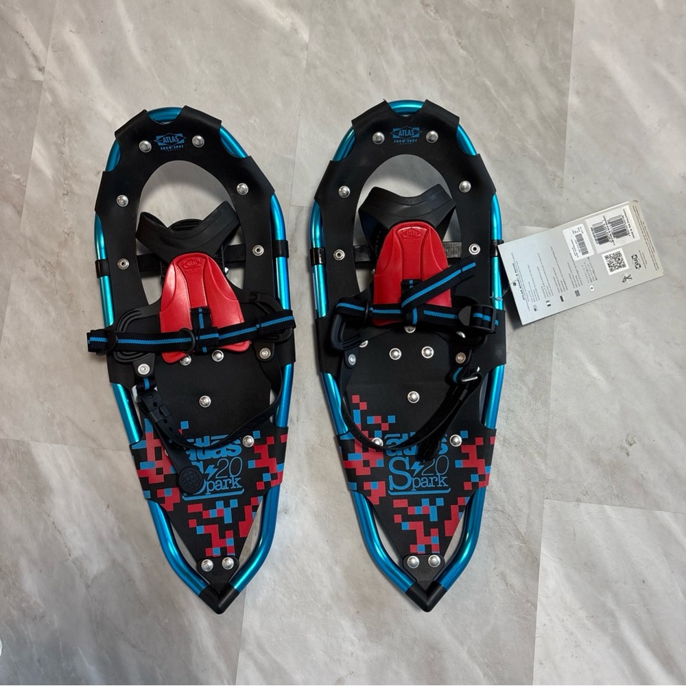 Atlas Spark 20 Inch Youth Snowshoes With Easy-To-Use Bindings & Durable Aluminum